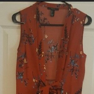 NWOT Forever 21 Sleeveless Kimono Robe